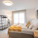 Penthouse Mit Parkplatz Und Terrasse, 15 Min Von Koeln Hbf Appartement Kerpen (North Rhine-Westphalia)