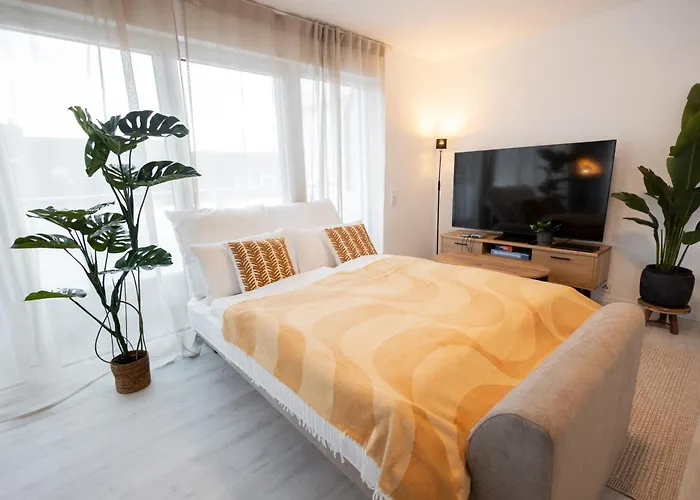 Appartement Penthouse Mit Terrasse, 15 Min Bis Koeln Zentrum, Nahe Messe Und Phantasialand Kerpen (North Rhine-Westphalia)