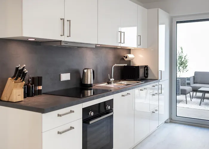 Penthouse Mit Parkplatz Und Terrasse, 15 Min Von Koeln Hbf *