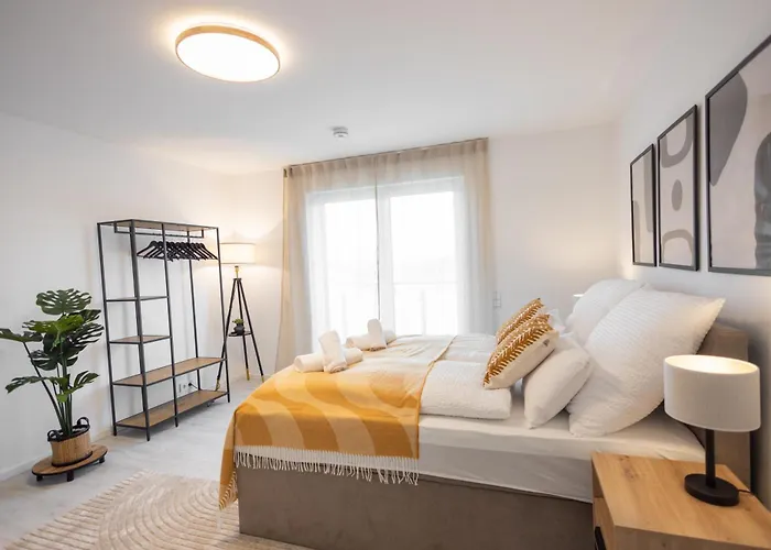 Penthouse Mit Parkplatz Und Terrasse, 15 Min Von Koeln Hbf Appartement Kerpen (North Rhine-Westphalia)