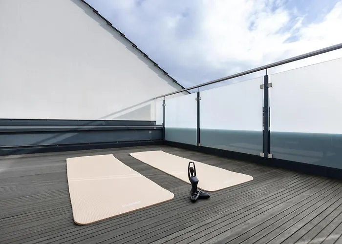 Penthouse Mit Terrasse, 15 Min Bis Koeln Zentrum, Nahe Messe Und Phantasialand Kerpen (North Rhine-Westphalia)