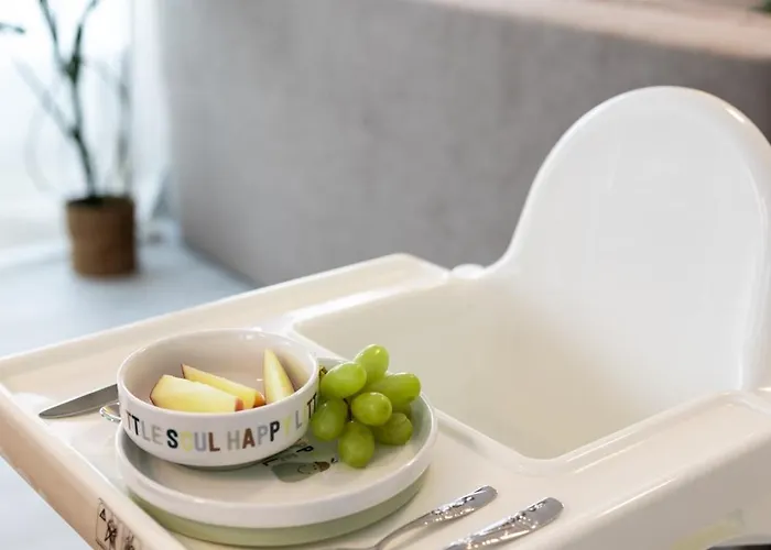 Penthouse Mit Terrasse, 15 Min Bis Koeln Zentrum, Nahe Messe Und Phantasialand *