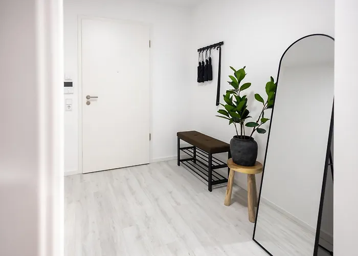 Penthouse Mit Parkplatz Und Terrasse, 15 Min Von Koeln Hbf Appartement Kerpen (North Rhine-Westphalia)