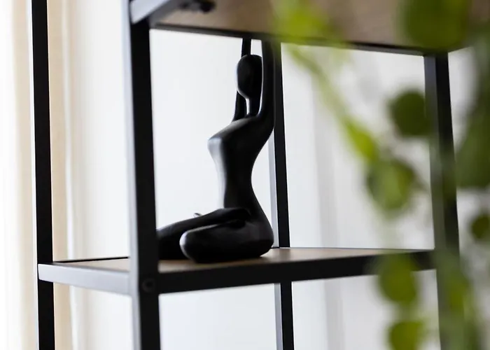 Penthouse Mit Terrasse, 15 Min Bis Koeln Zentrum, Nahe Messe Und Phantasialand Appartement