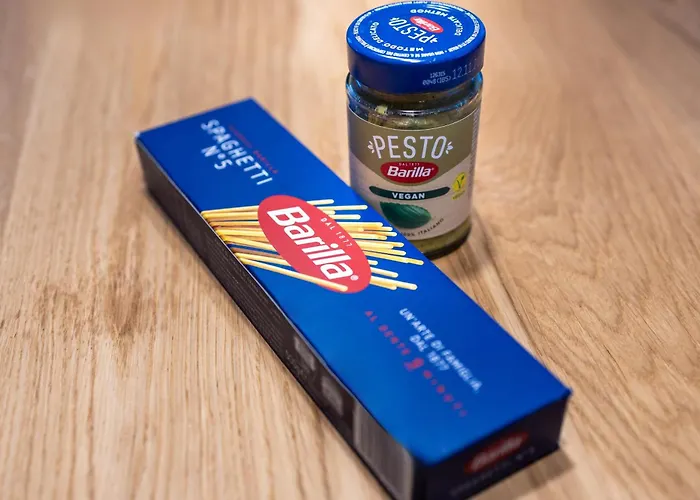 Appartement Penthouse Mit Terrasse, 15 Min Bis Koeln Zentrum, Nahe Messe Und Phantasialand *