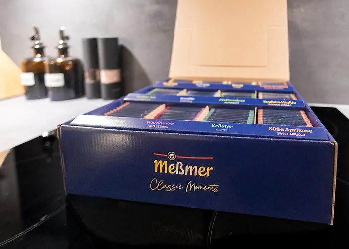 Appartement Penthouse Mit Terrasse, 15 Min Bis Koeln Zentrum, Nahe Messe Und Phantasialand